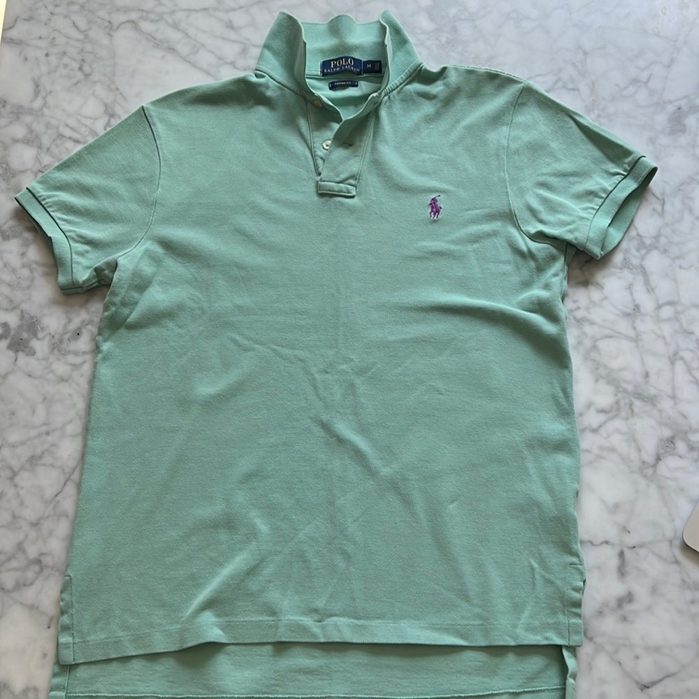 Sea foam green Men’s medium Polo Ralph Lauren shirt. Very good condition.